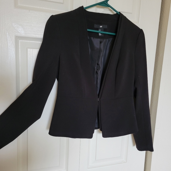 H&M black crop Blazer - Picture 1 of 10